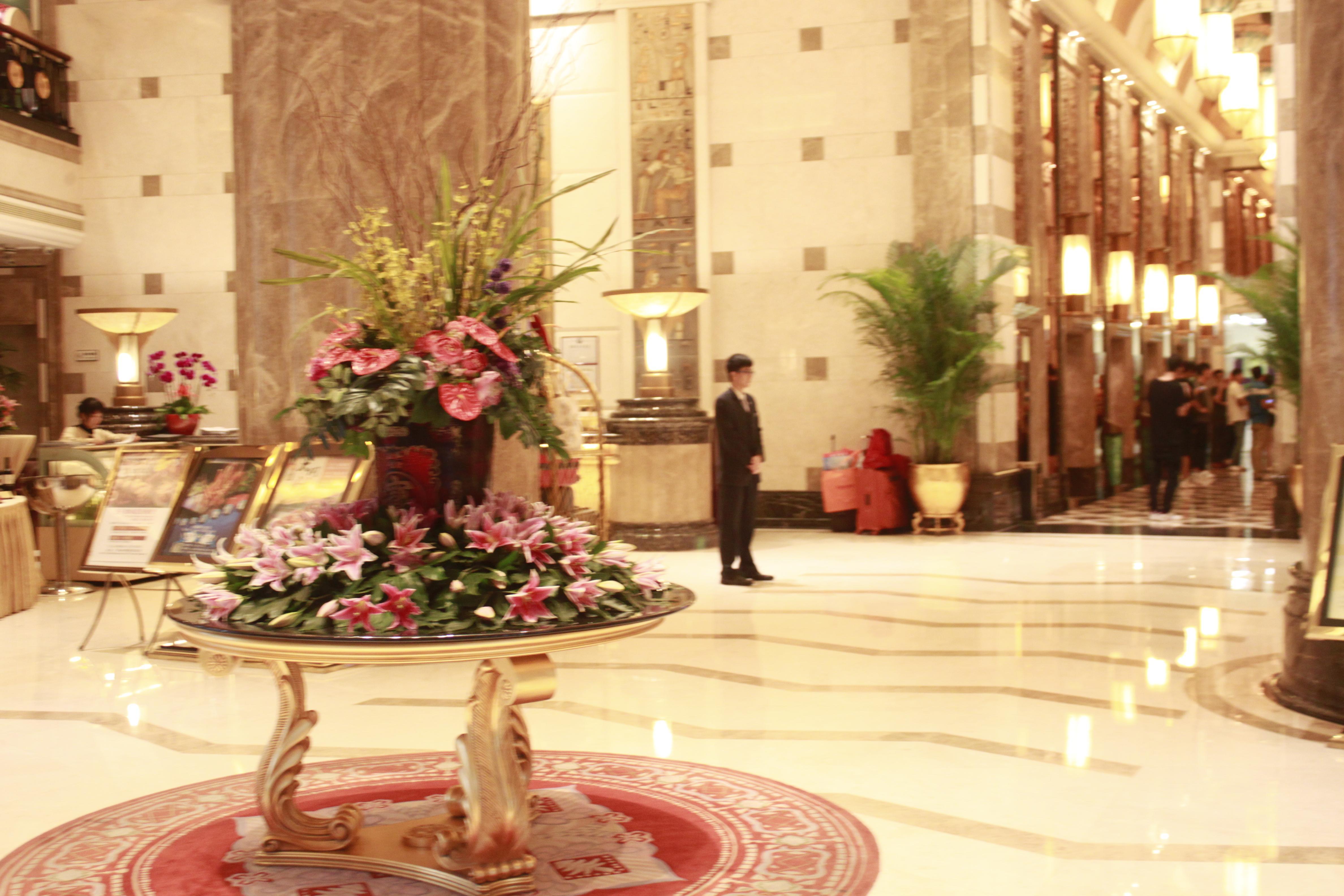 Royal Mediterranean Hotel Guangzhou Exterior photo