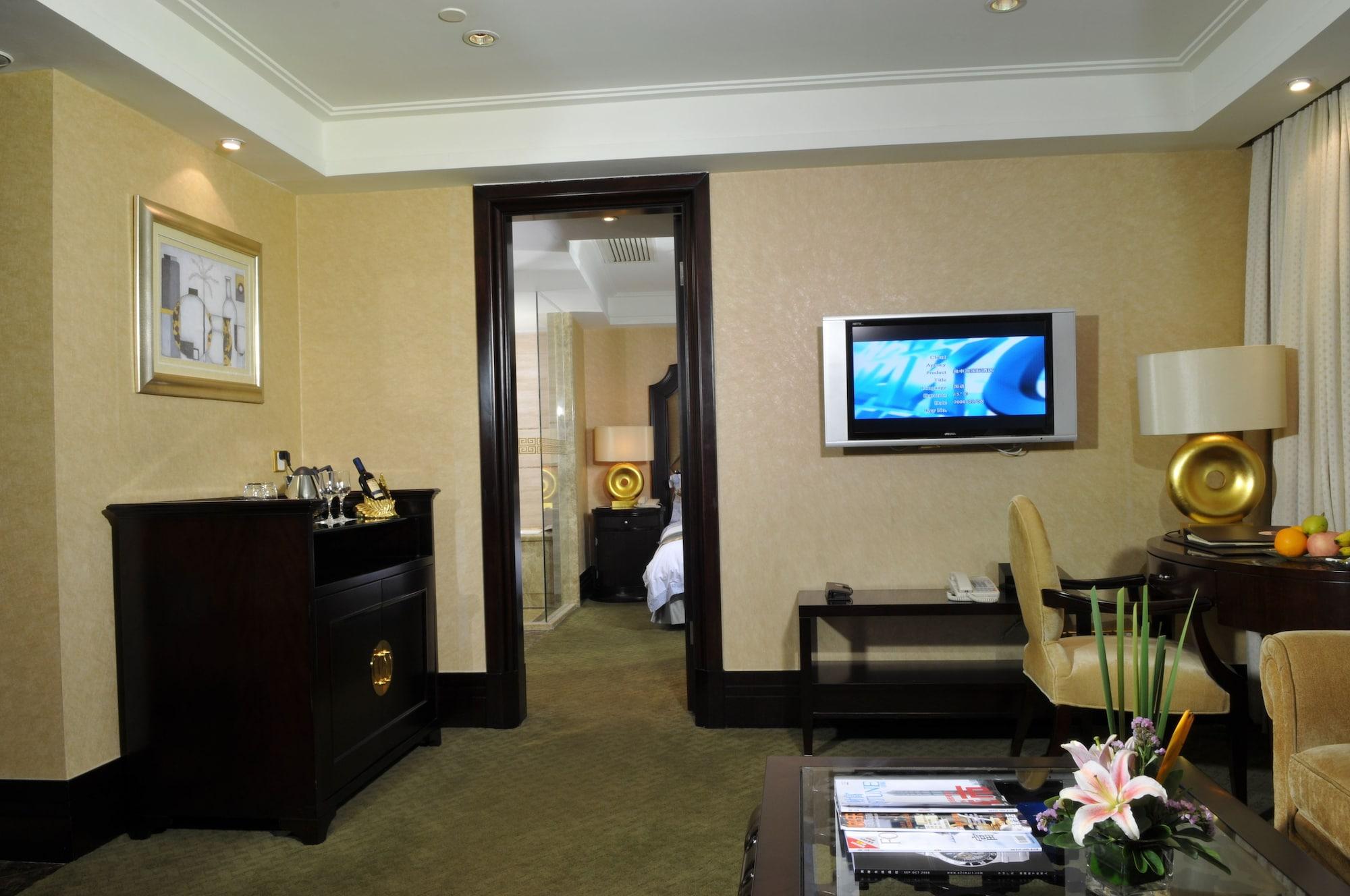 Royal Mediterranean Hotel Guangzhou Exterior photo