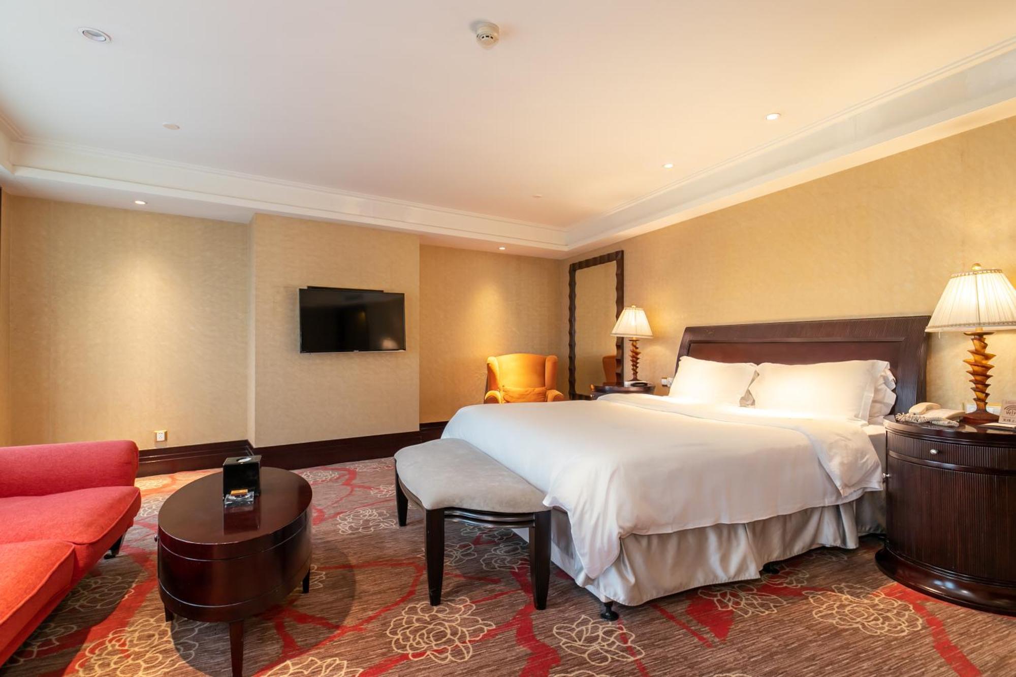Royal Mediterranean Hotel Guangzhou Exterior photo