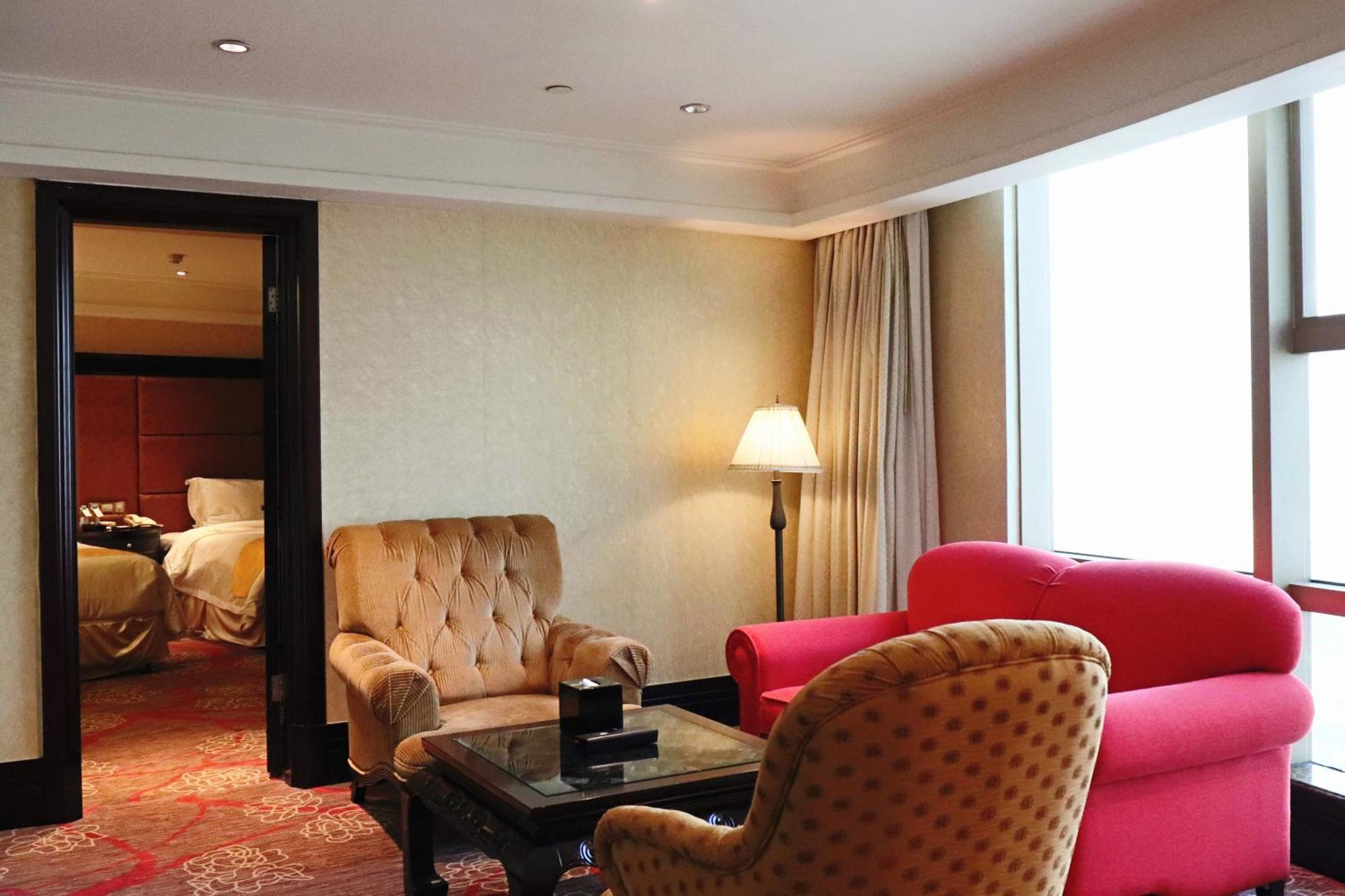Royal Mediterranean Hotel Guangzhou Exterior photo