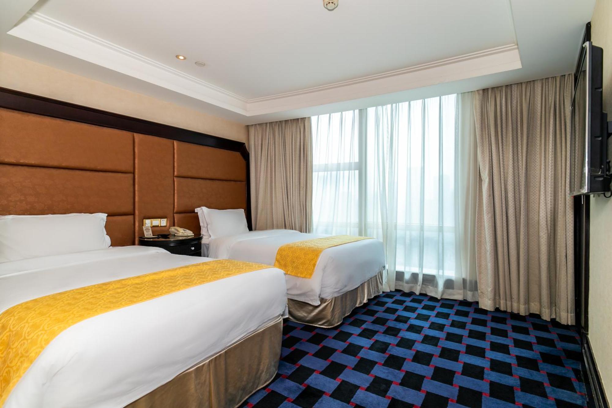 Royal Mediterranean Hotel Guangzhou Exterior photo