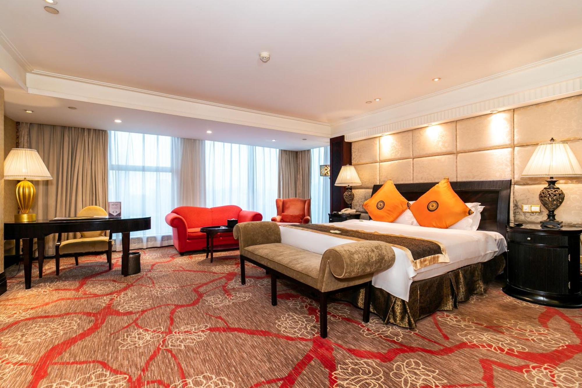 Royal Mediterranean Hotel Guangzhou Exterior photo