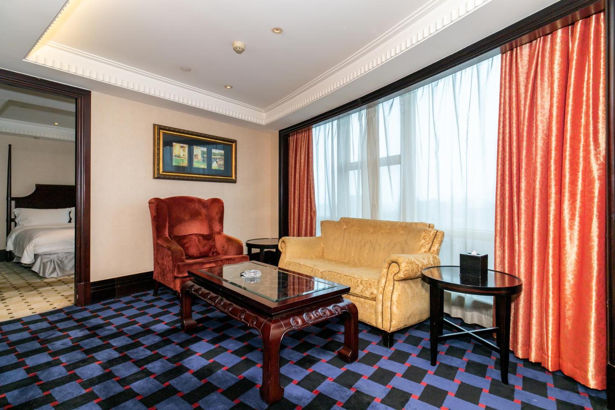 Royal Mediterranean Hotel Guangzhou Exterior photo