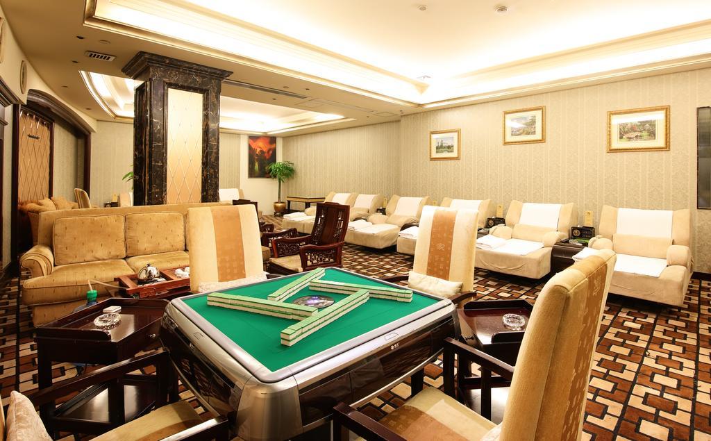 Royal Mediterranean Hotel Guangzhou Exterior photo
